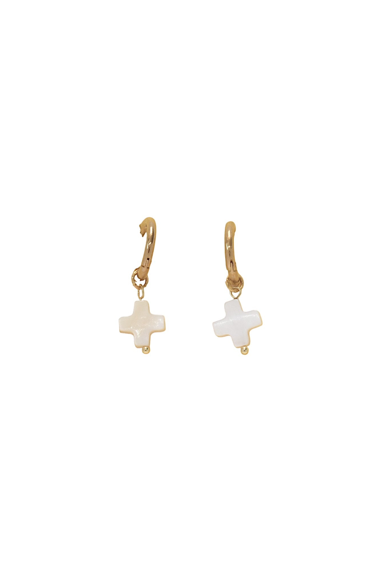 Caroline - Goudkleurige kleine hoops met schelp plus